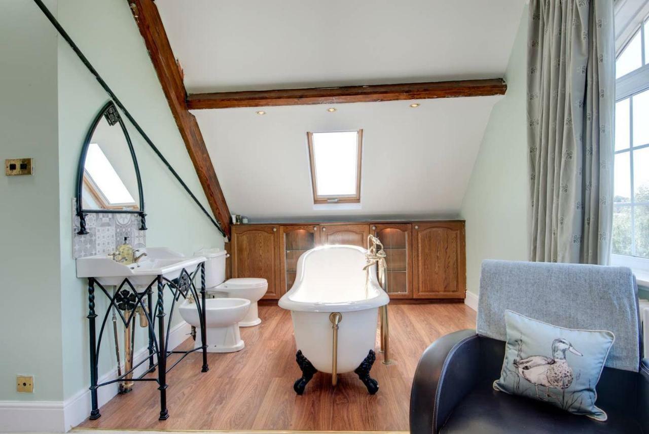 Carnegie Library: Shakespeare Apartment 3 Bedroom Mexborough Bagian luar foto